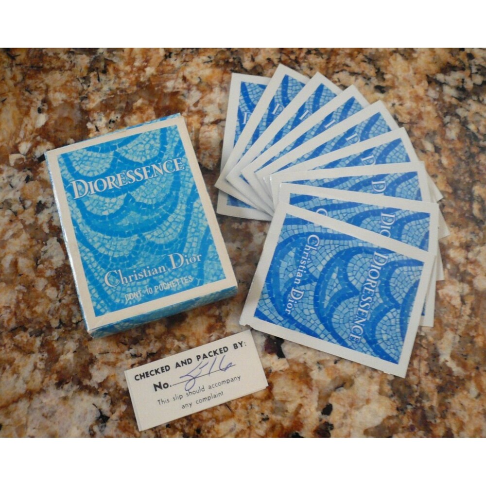Vintage Early 1970's Christian Dior Dioressence 9 Perfume Wipe Packets in Box - Picture 1 of 5